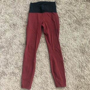 Lululemon leggings size 4